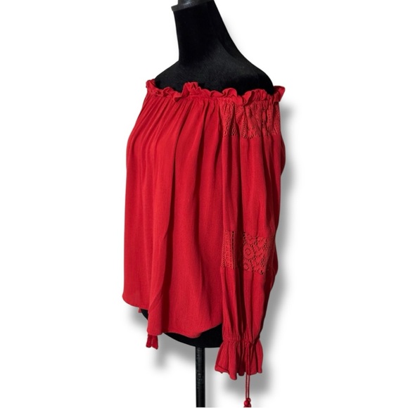Band of Gypsies Red Ruffled Lightwight Off-Shoulder Long Sleeve Tassel Blouse - Picture 5 of 16